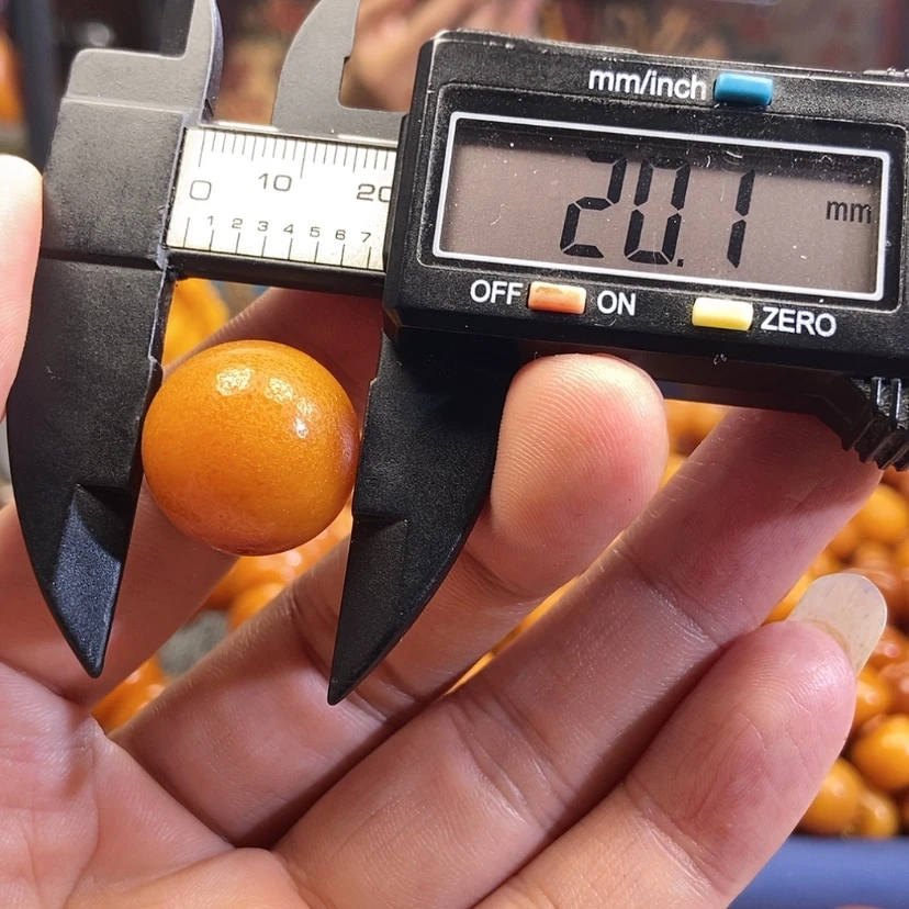 【闪购商品】蜜蜡未镶嵌珠宝奇石