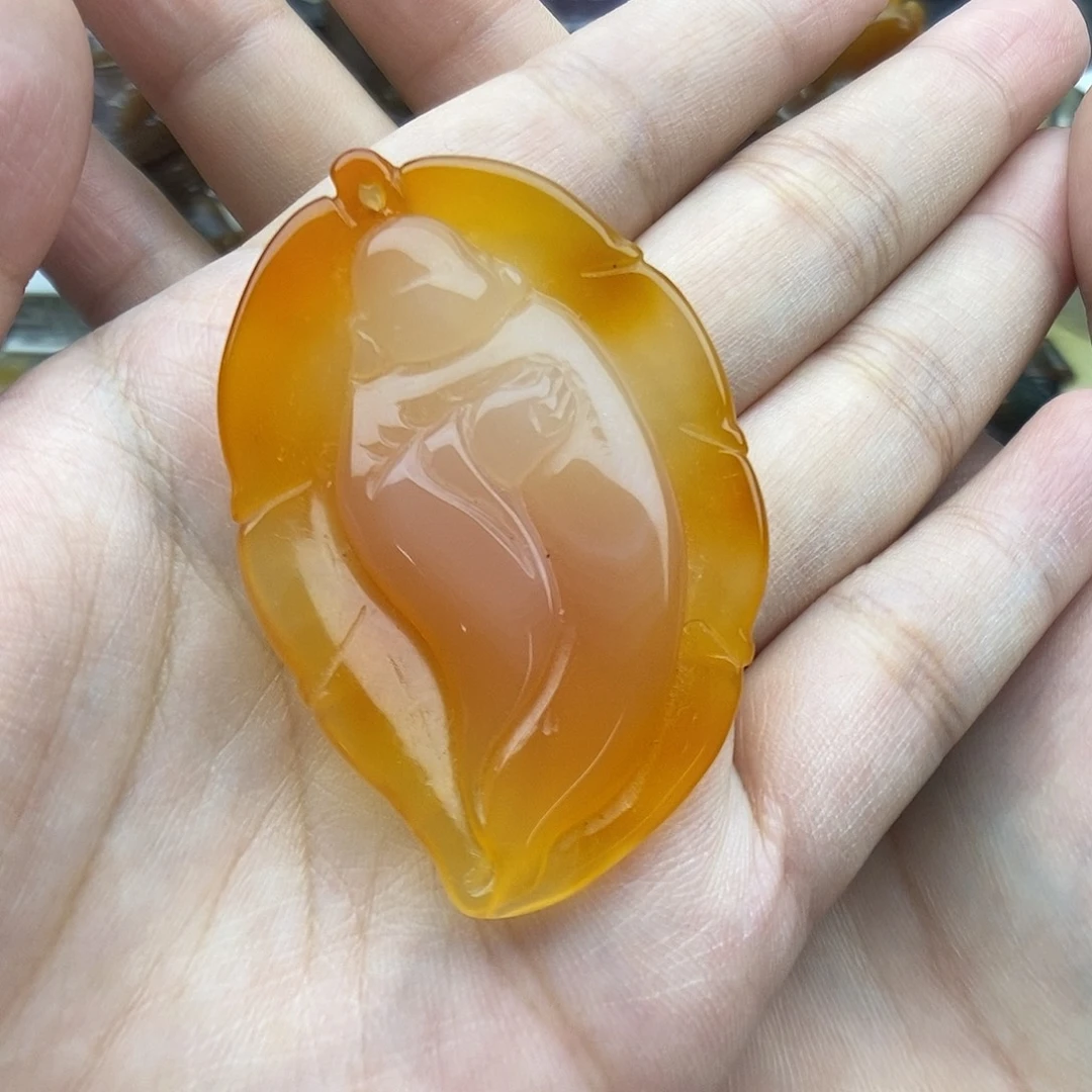 皇***宫玛瑙/玉髓未镶嵌颈饰
