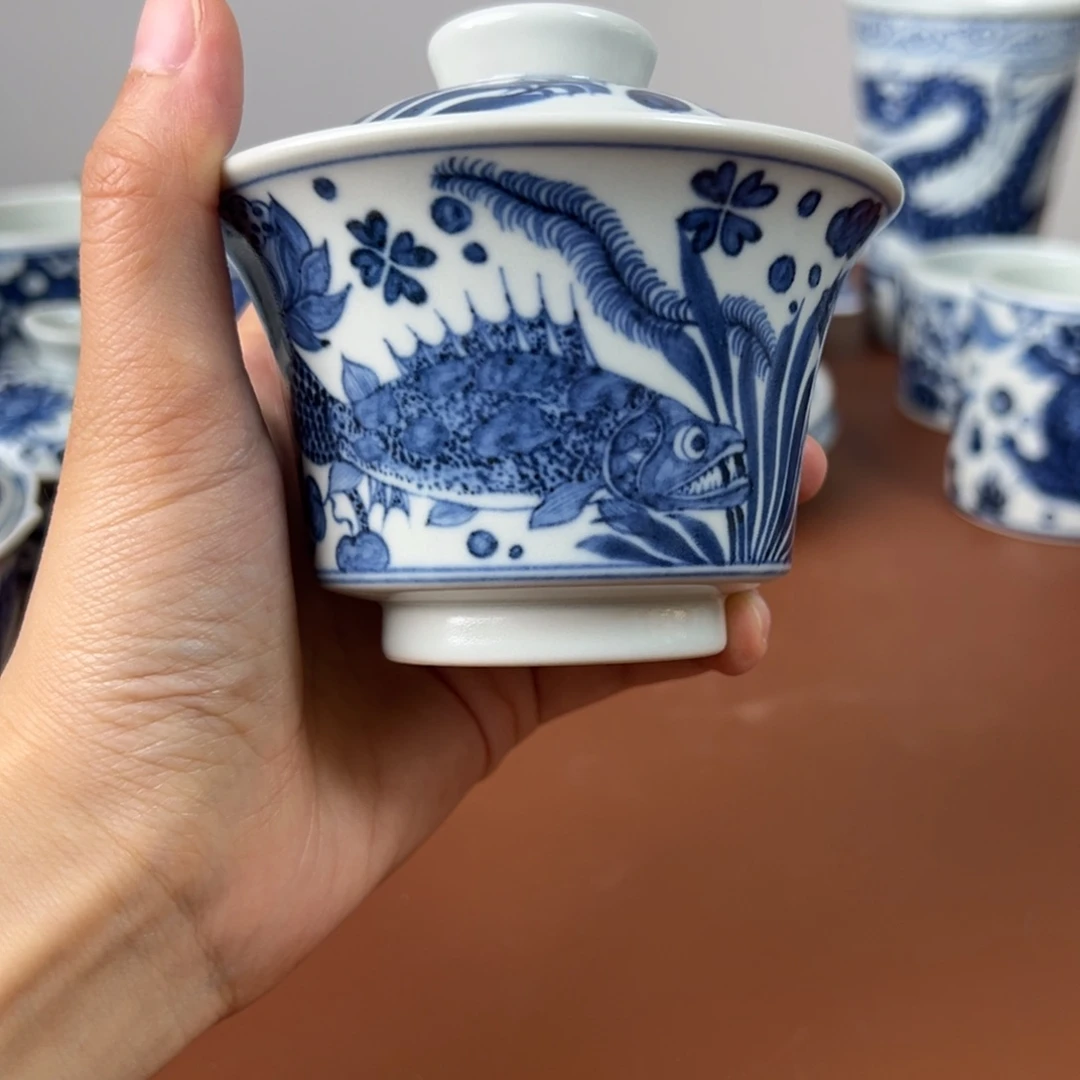 景德镇纯手工手绘鱼藻马蹄盖碗