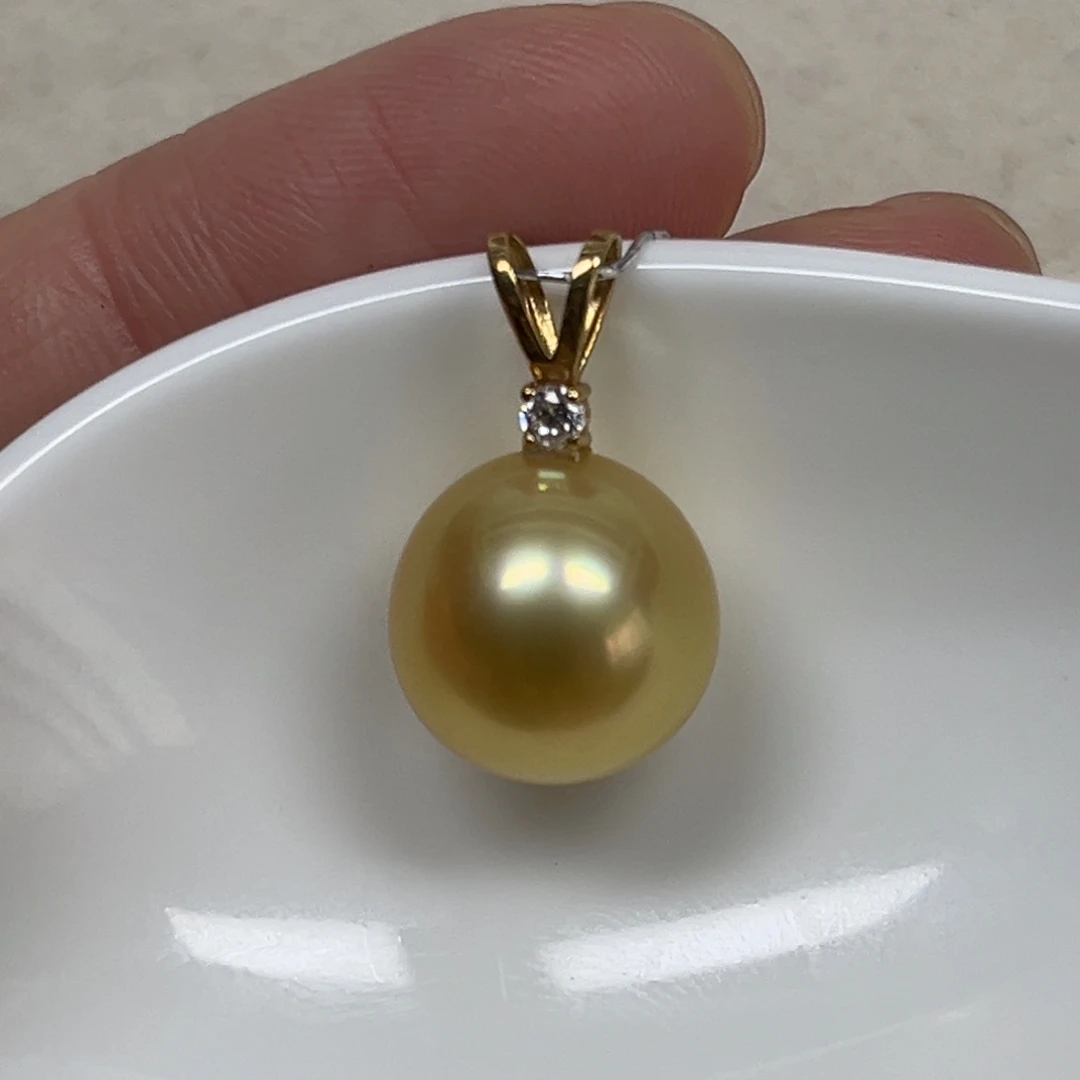 海水珍珠颈饰18K金镶嵌12.2mm