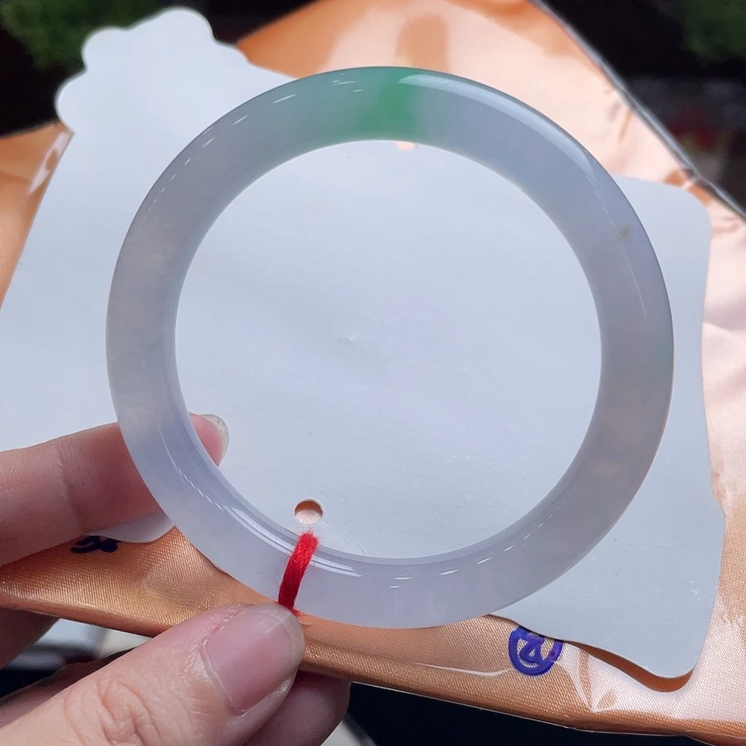 翡翠手镯未镶嵌53.1冰透春带彩