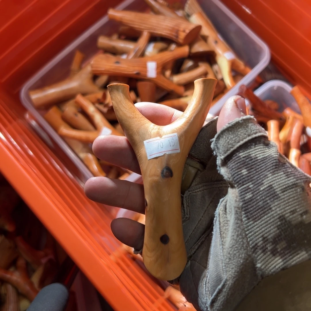 火琉璃树杈木弓手工制作