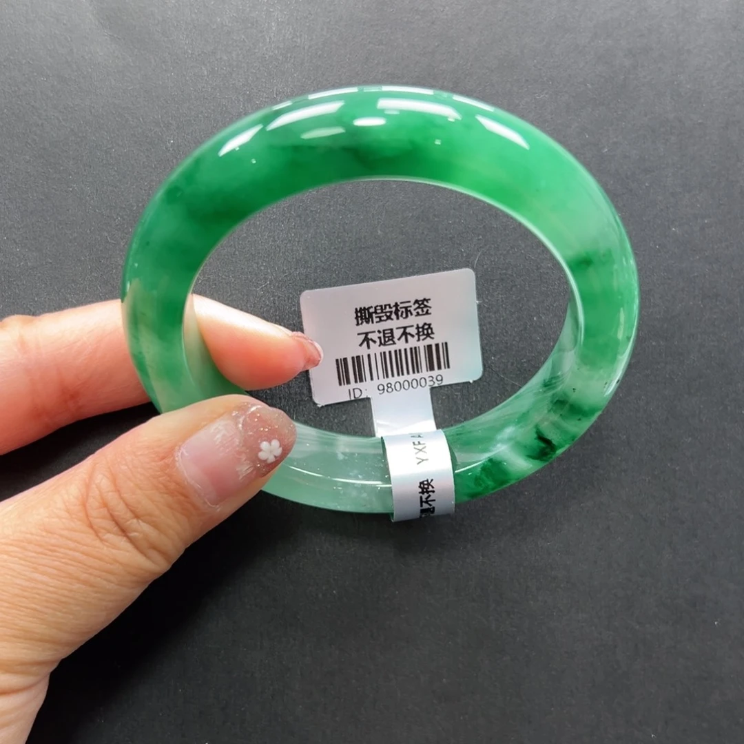 石英质玉未镶嵌手镯+菩提56.7