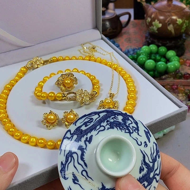 瓷片宝宝哈哈哈哈哈宝宝哈哈好吧