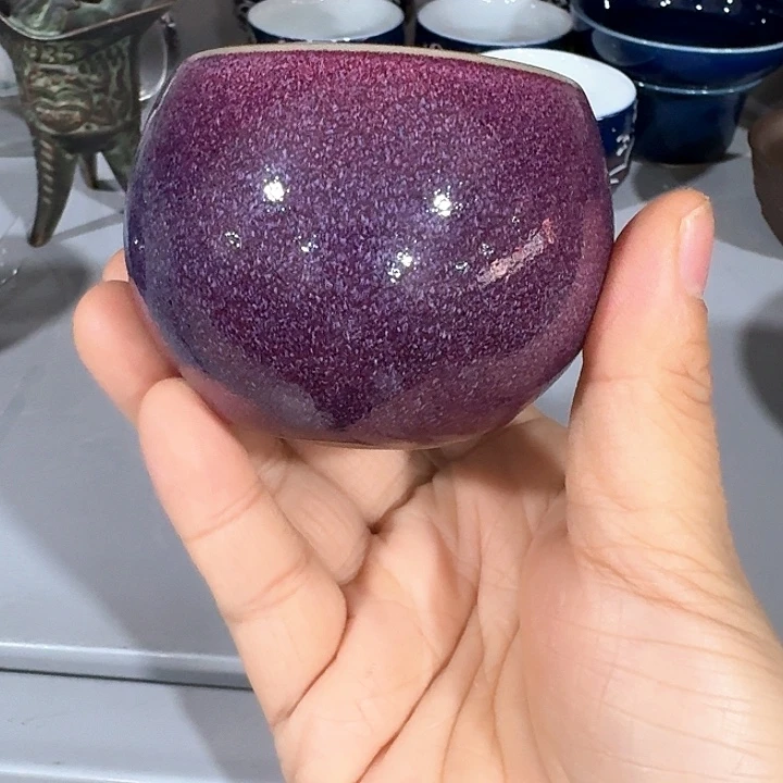 主人杯一个，瓷。。品茗瓷