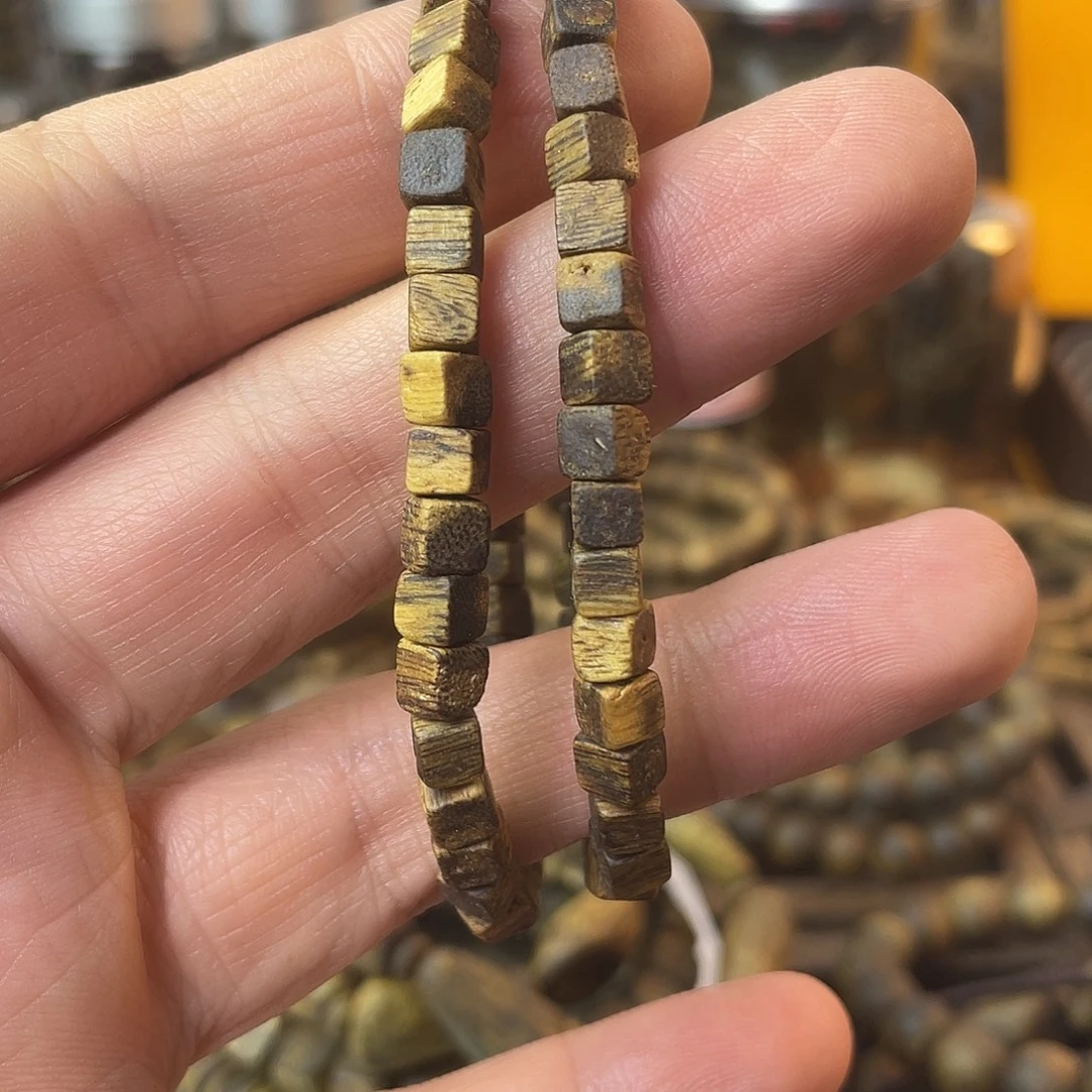 小方糖沉香奇楠手串