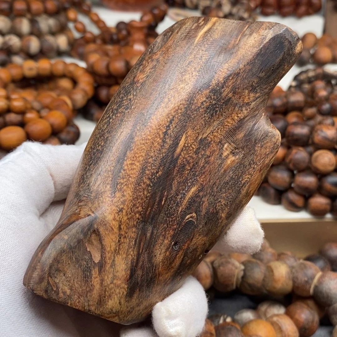 贡木龙鳞手把件摆件