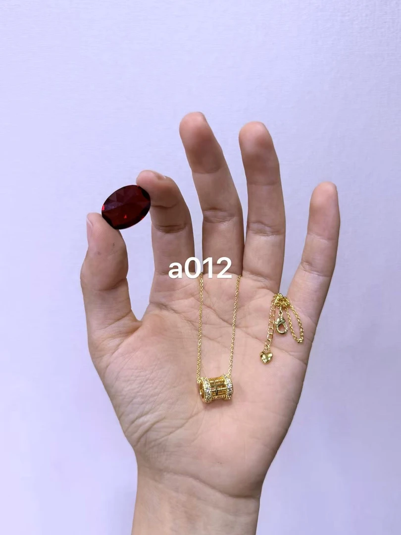 A012 小蛮腰项链