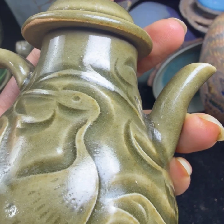 益***场耀州窑橄榄青水滴壶