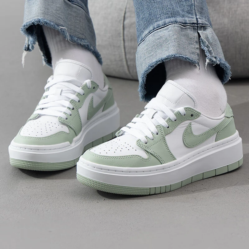 耐克NIKE女鞋JORDAN篮球鞋运动鞋AJ1厚底增高休闲板鞋DH7004-003