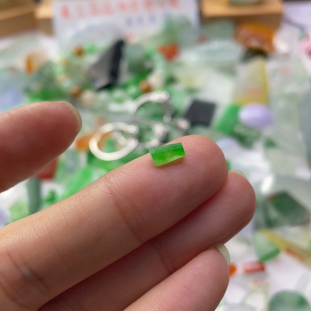 定制翡翠未镶嵌天然缅甸翡翠