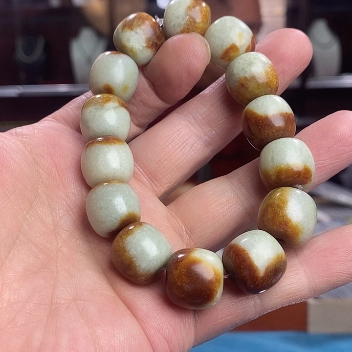 和田玉未镶嵌手串