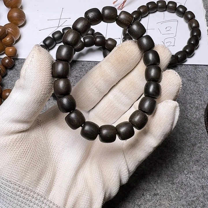 檀香木手串/手链老山檀香阴沉10/11直切