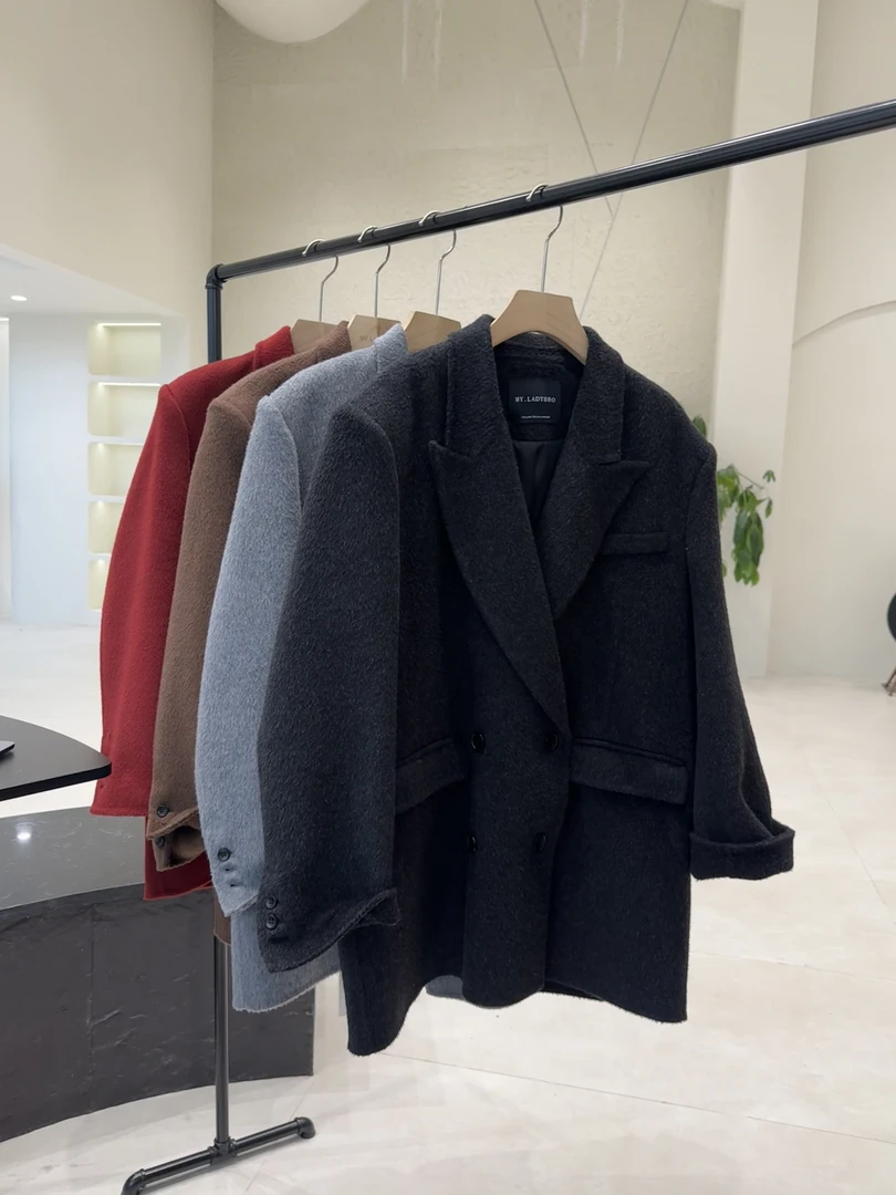 女士西装羊毛呢时尚短款外套