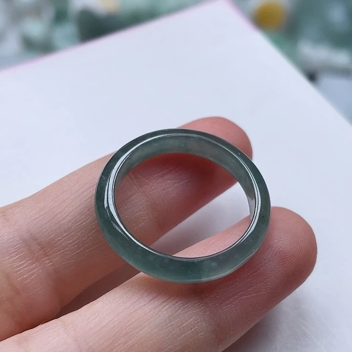 翡翠未镶嵌吊坠(不含链)内径18.9mm