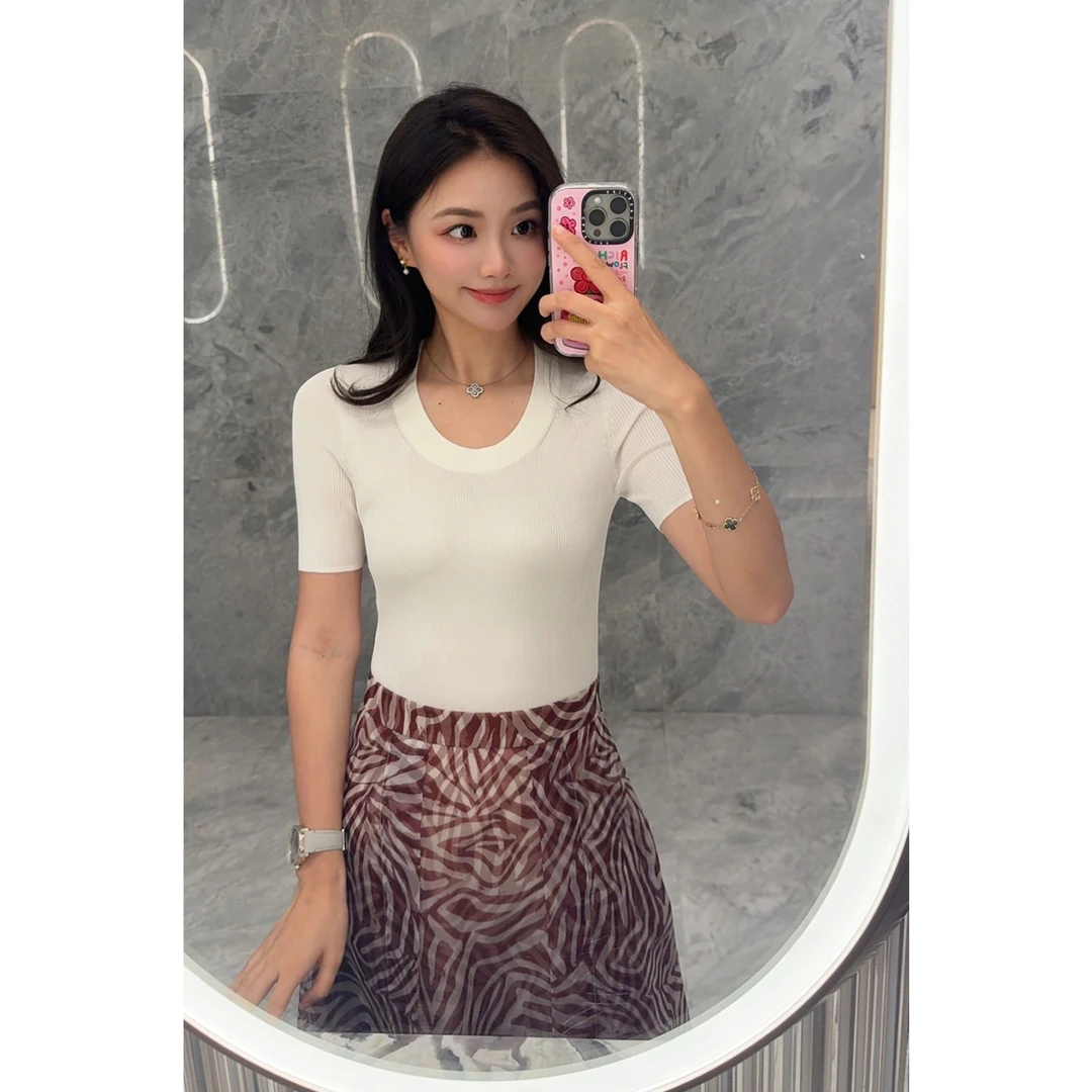 【琳媚】“上衣”休闲百搭经典圆领1OO%白蚕丝短袖针织衫女