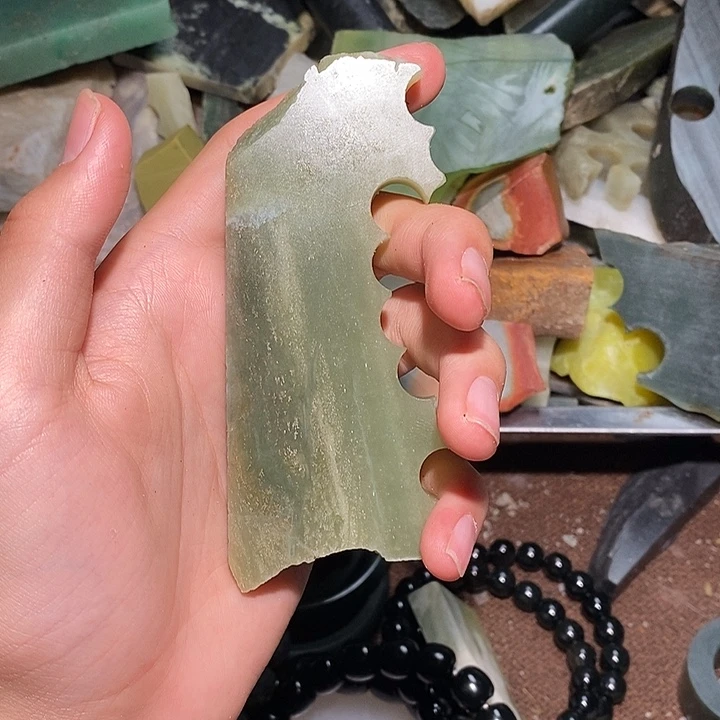 和田玉（糖玉）未镶嵌珠宝半成品