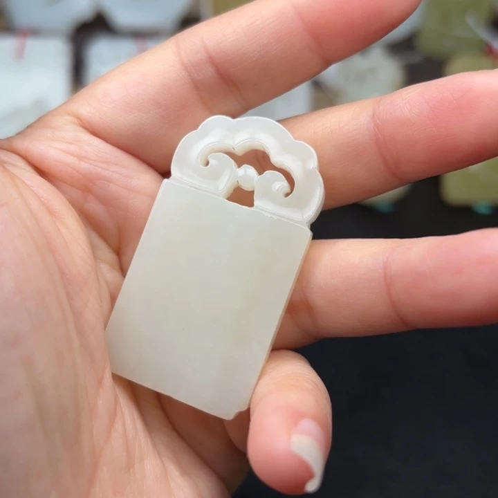 未镶嵌和田玉挂件