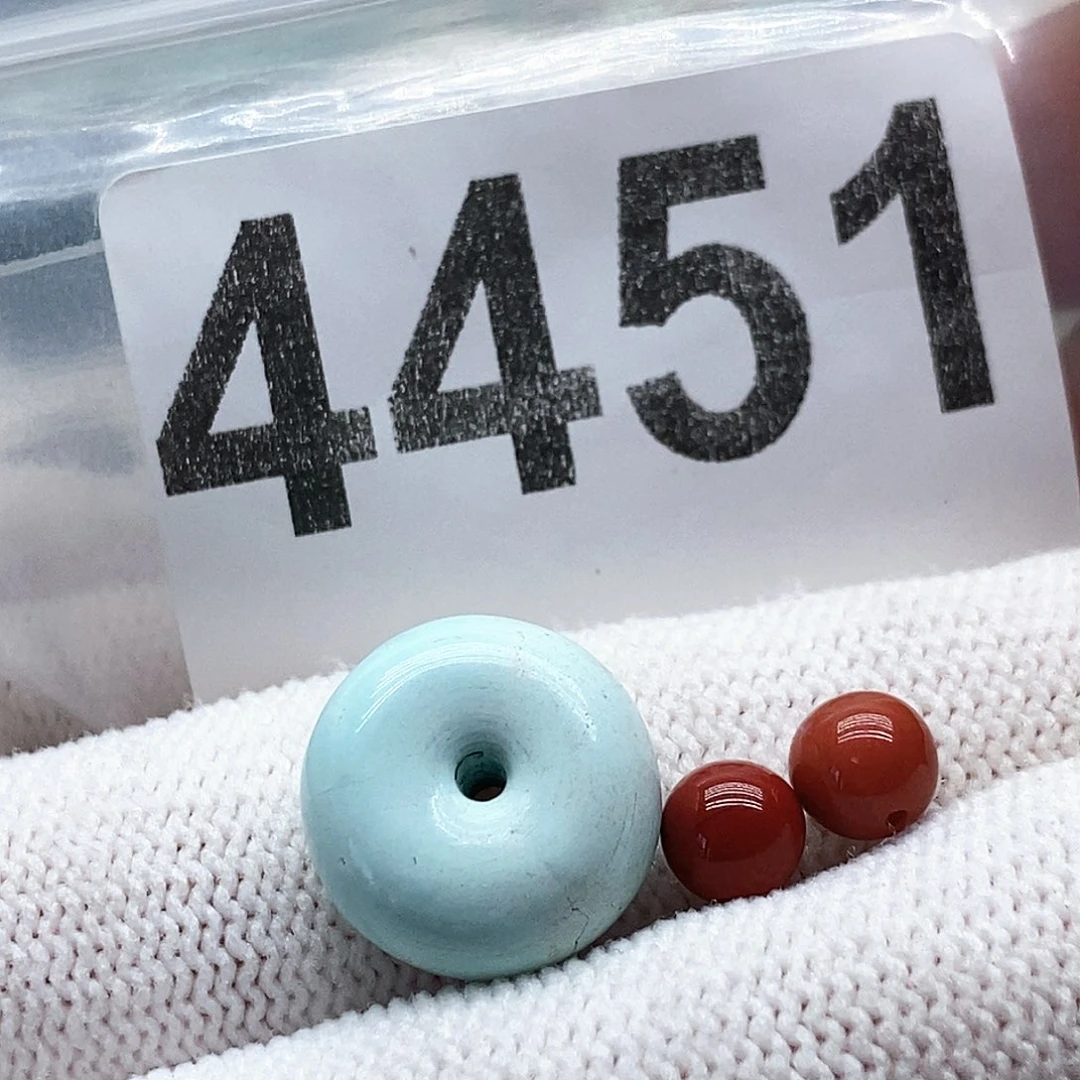 颈饰未镶嵌南红玛瑙