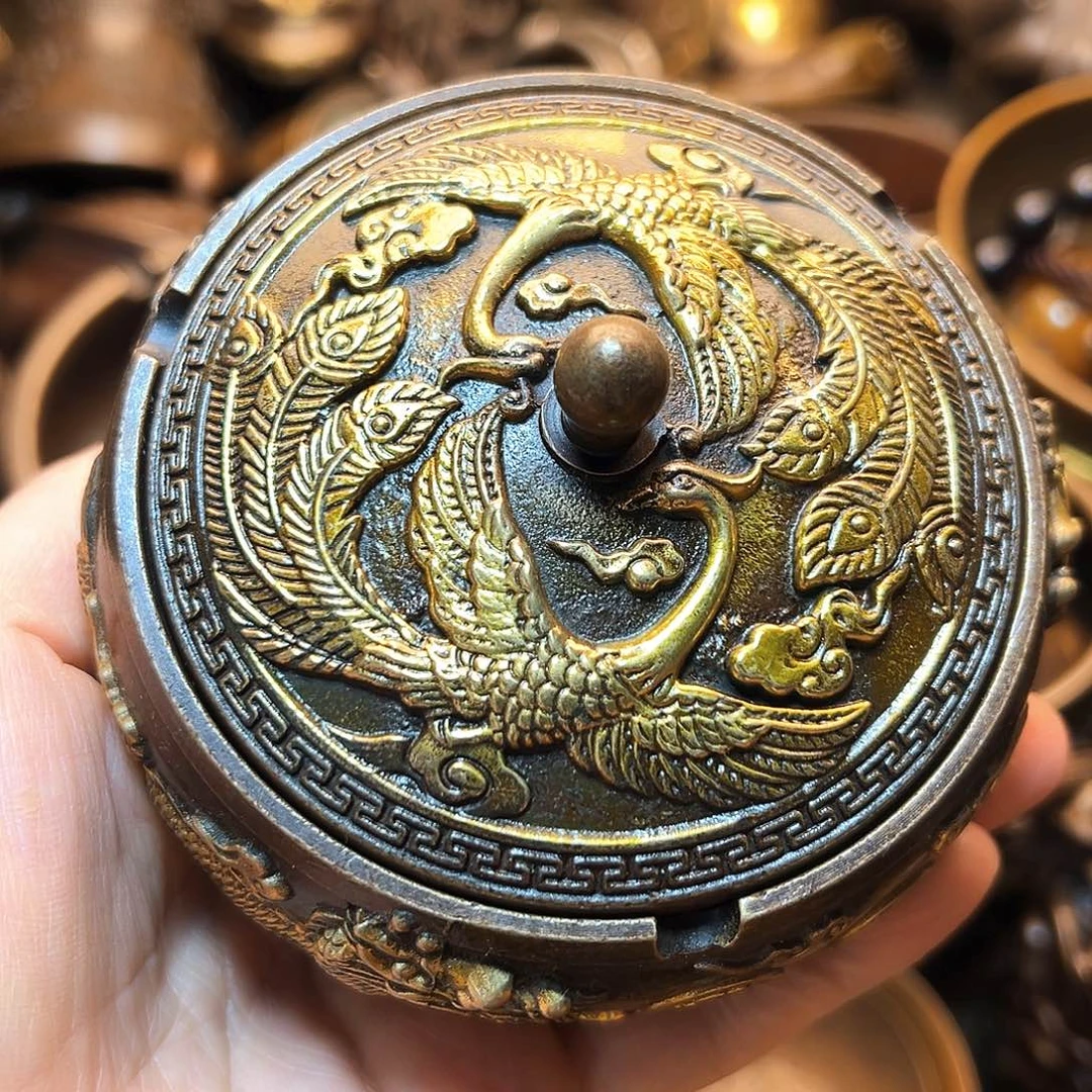 精美铜器工艺品等