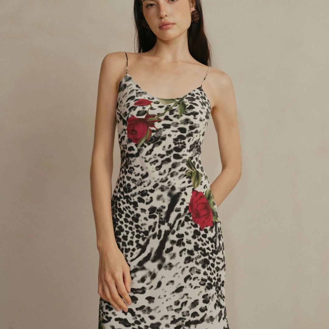 Daily Romance25夏性感时髦豹纹玫瑰斜裁吊带连衣短裙