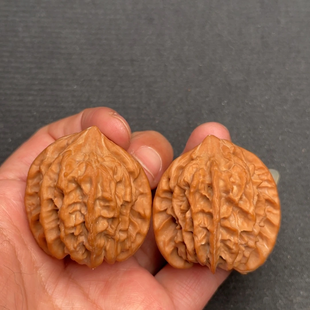 桃核把件39×39全品头茬曹大龙A436