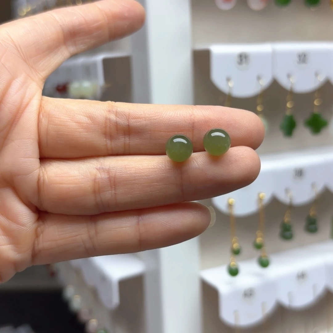 和田玉银S925镶嵌耳饰8m m