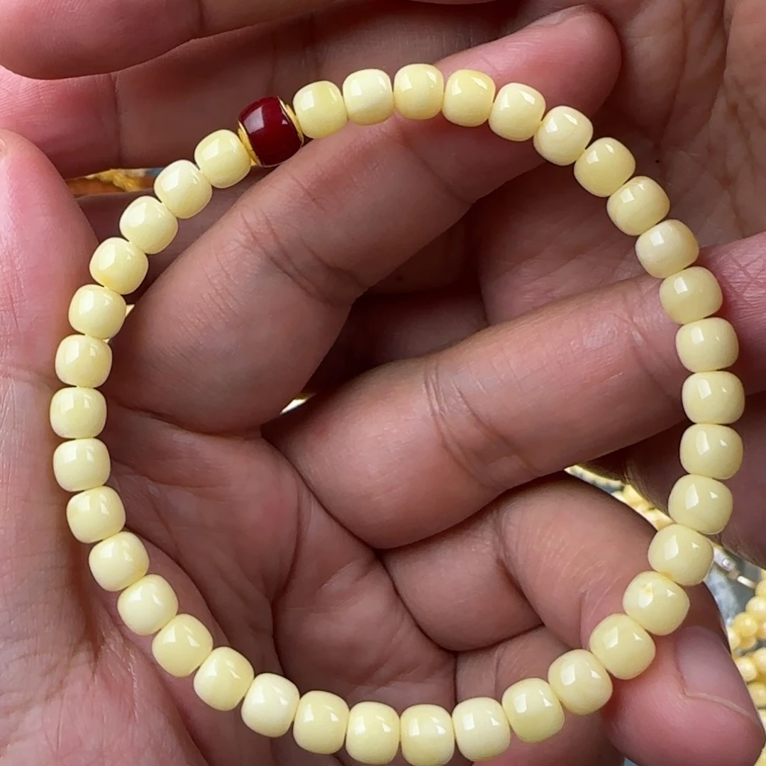 未镶嵌琥珀手链5.5咪