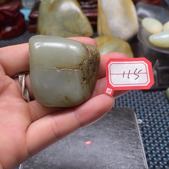 未镶嵌和田玉把件115