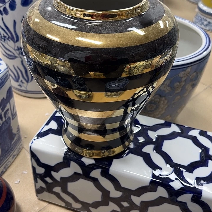 瓷片瑕疵陶瓷。。。。。。。。。。。。。。