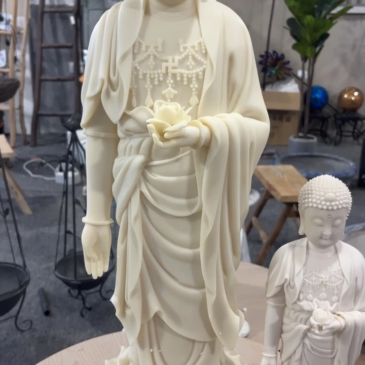 白色大佛摆件正月娇