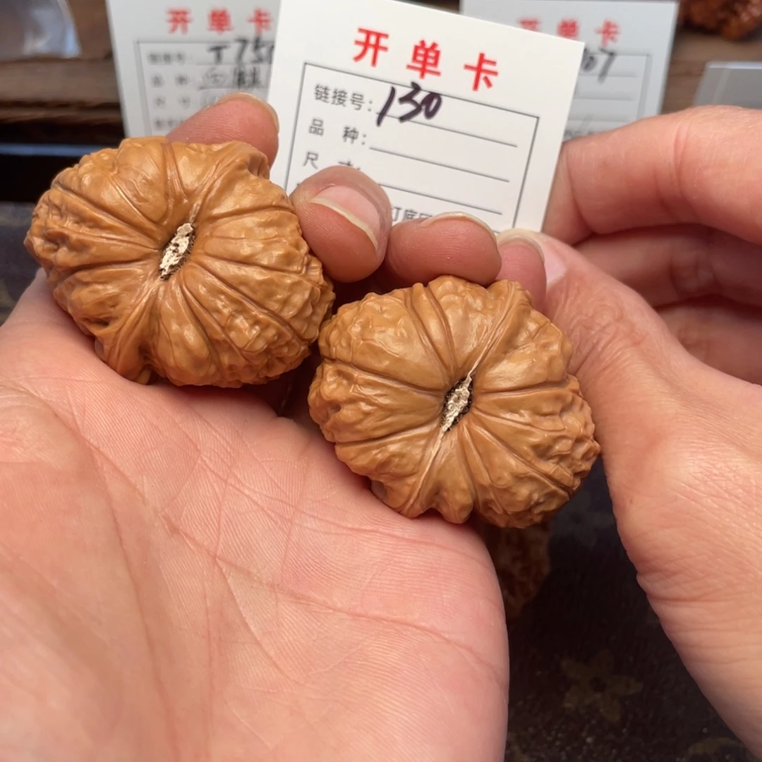 桃核吊坠文玩核桃