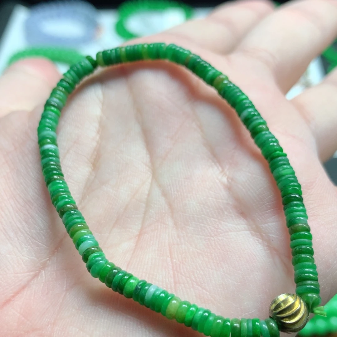 翡翠未镶嵌手链翡翠