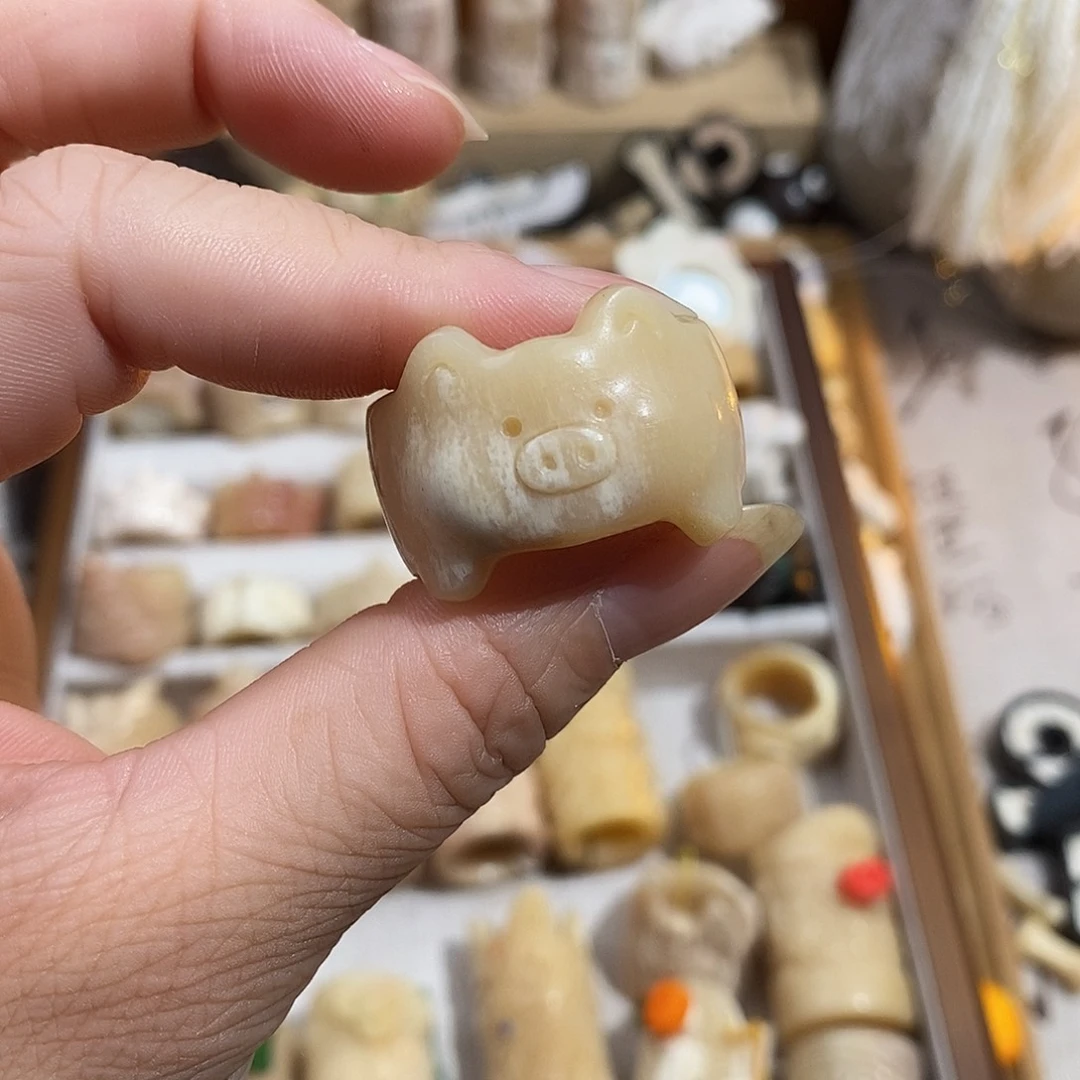 鹿骨把件阿*梨17小猪跑环