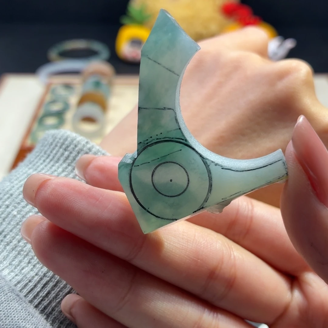 未镶嵌定制翡翠A***E平安扣同料 一整块料钱