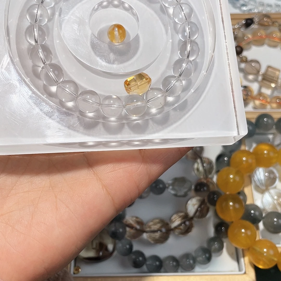 恭***发手链未镶嵌水晶白水➕巴西黄