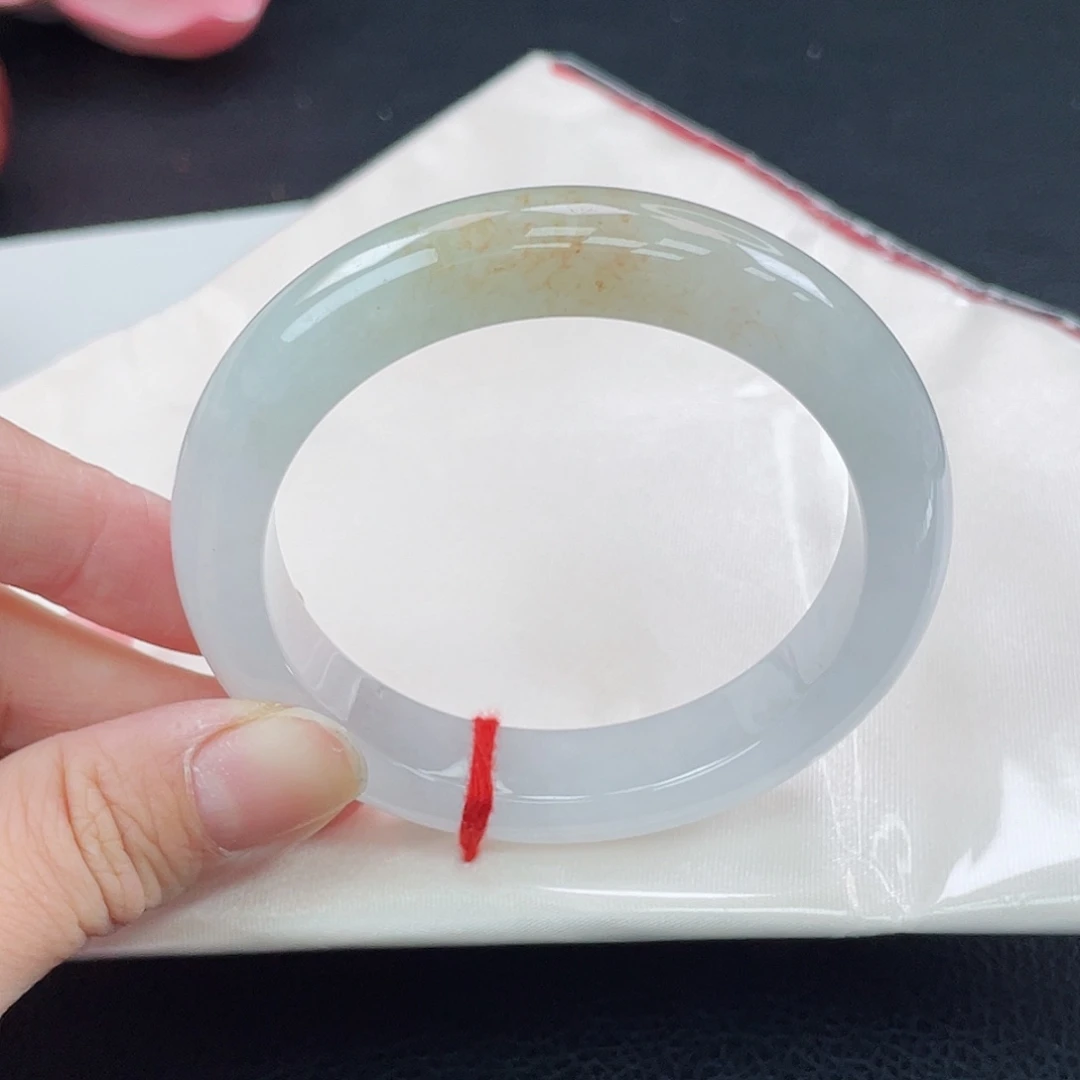 翡翠未镶嵌手镯白冰洒金