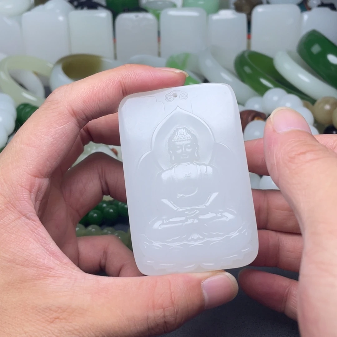 新疆羊脂白佛公牌