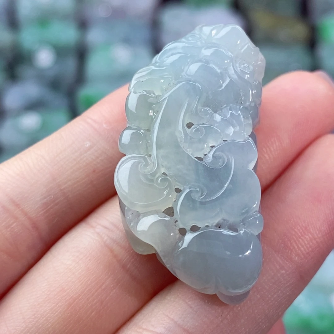 颈饰未镶嵌翡翠天然