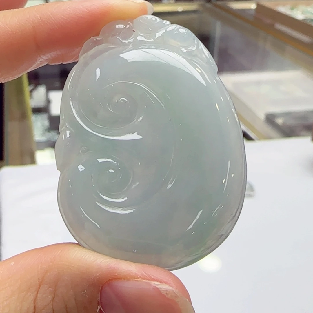 颈饰未镶嵌翡翠大如意