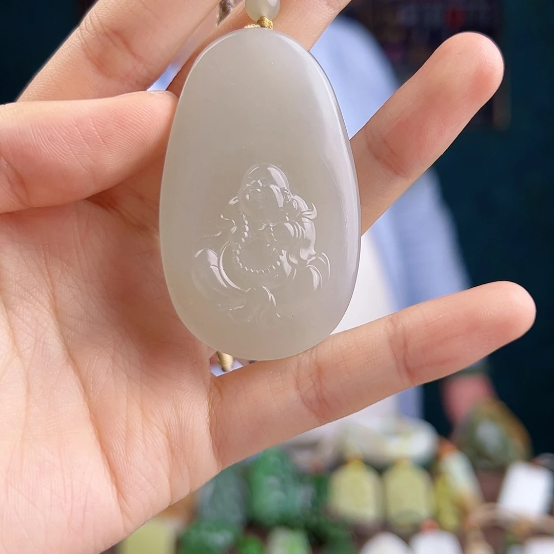 和田玉颈饰未镶嵌