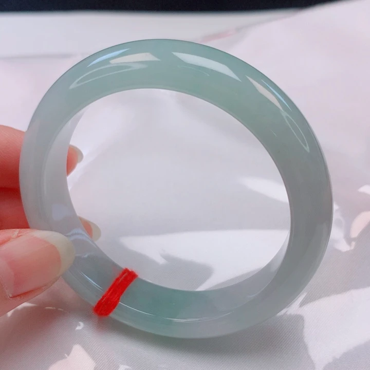 翡翠手镯未镶嵌53。54