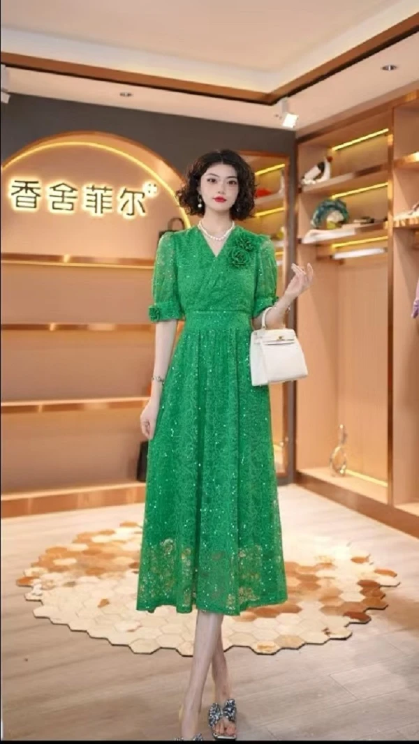 【香舍菲尔】83896-新款法式气质百搭显瘦轻奢修身连衣裙-佩佩