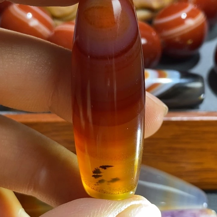 玛瑙/玉髓未镶嵌颈饰