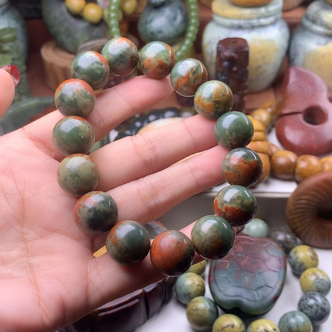 圣***尊岫岩河磨玉（透闪石质玉）未镶嵌手串