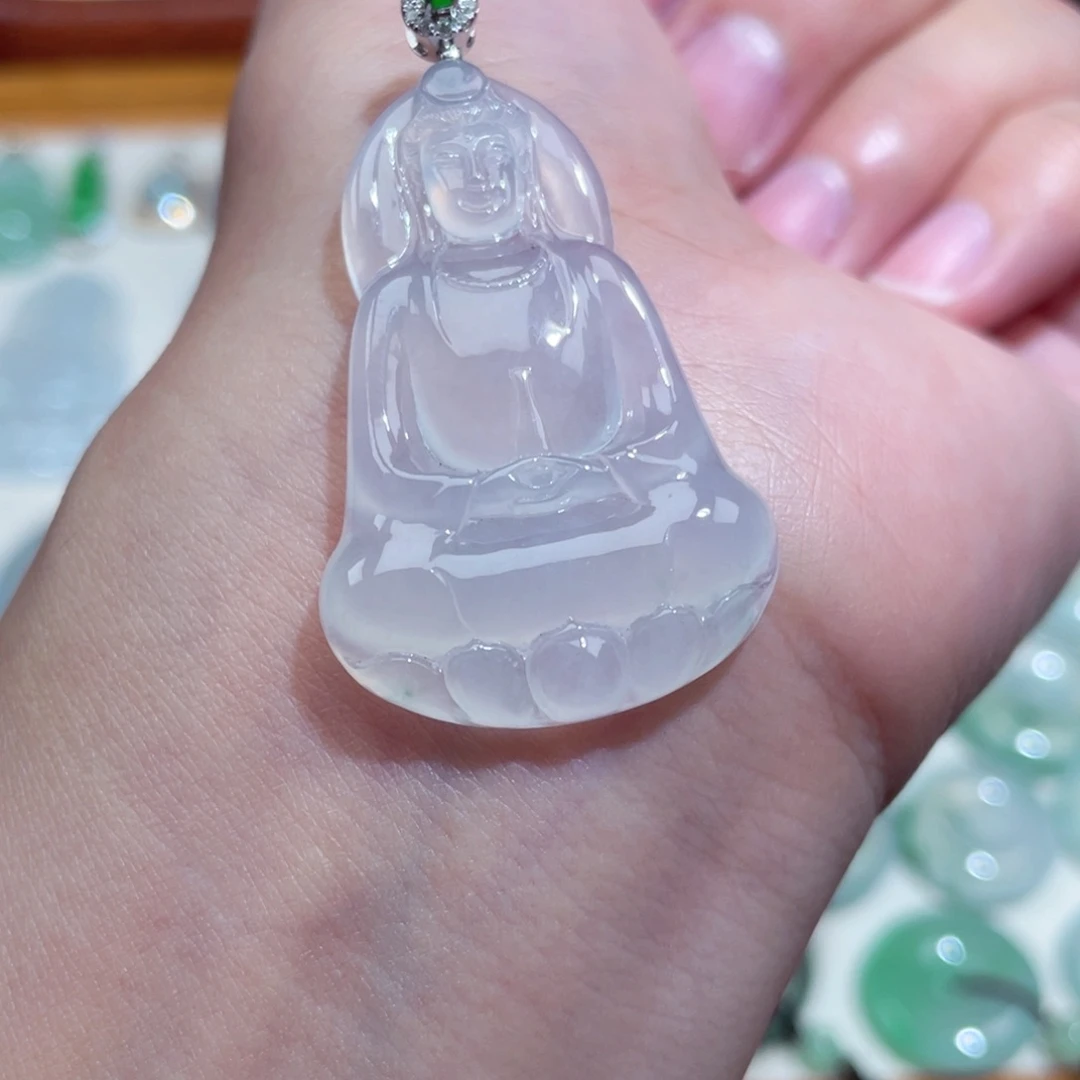 翡翠18K金镶嵌颈饰素衣观音