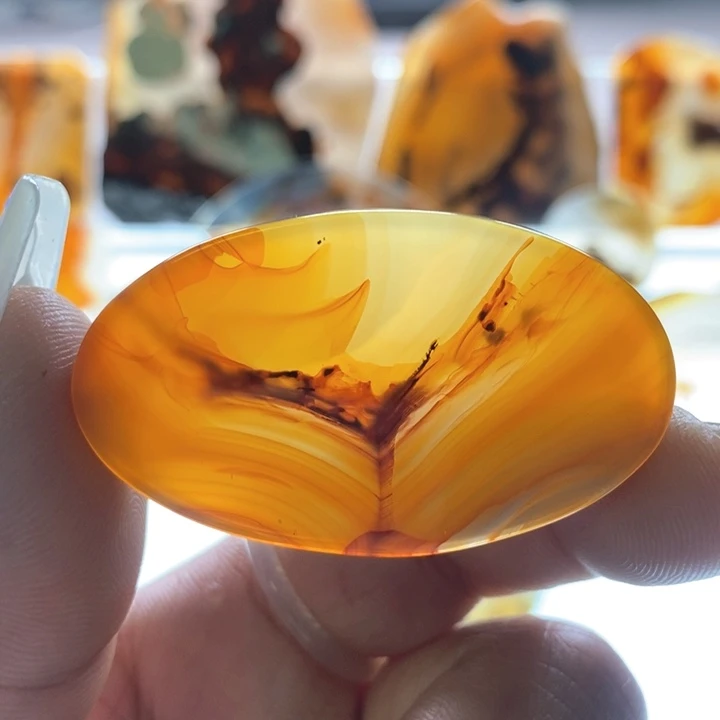 玛瑙/玉髓颈饰未镶嵌