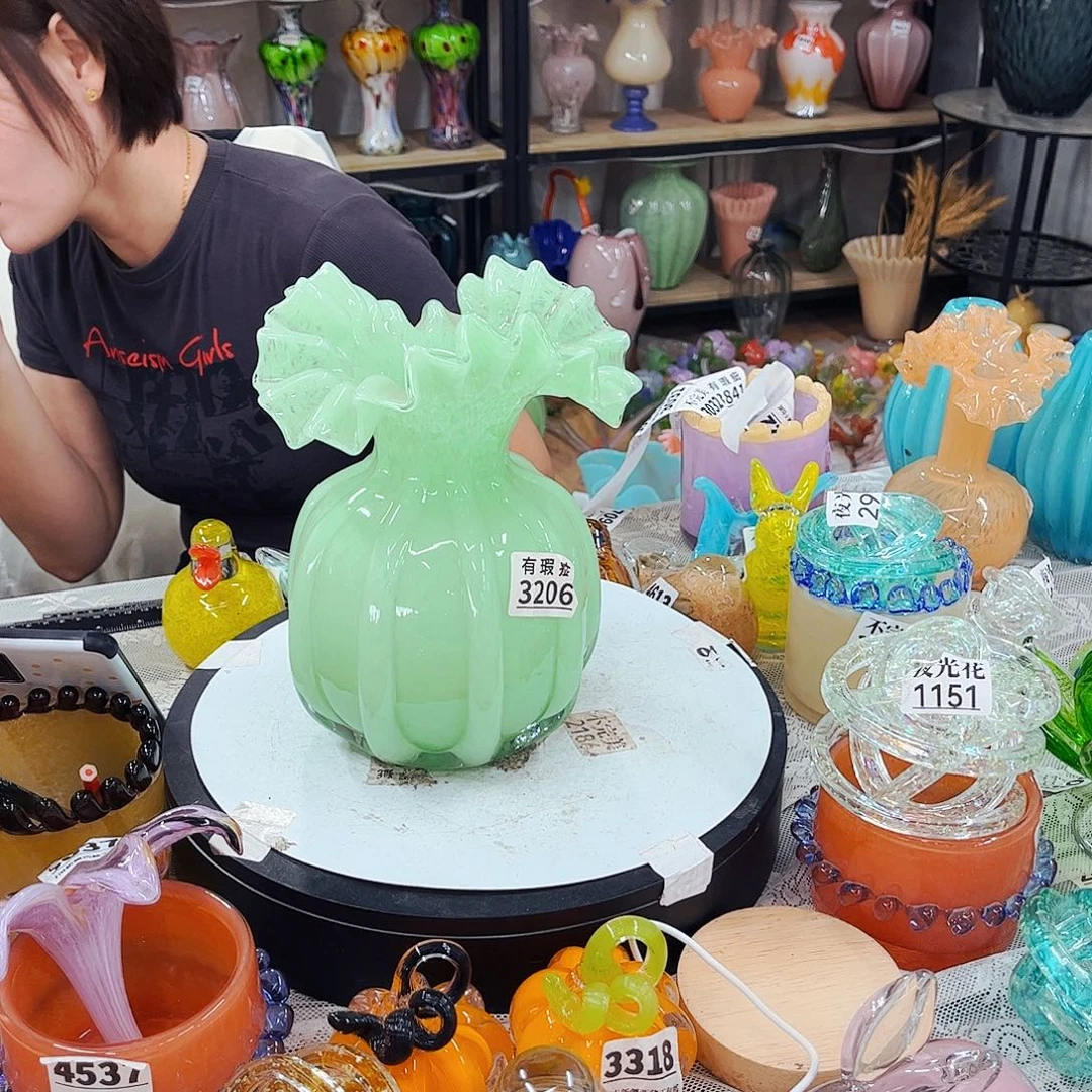 3206 家悦琉璃工艺品瑕