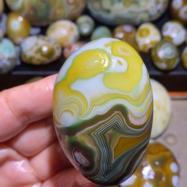 未镶嵌玛瑙/玉髓珠宝奇石