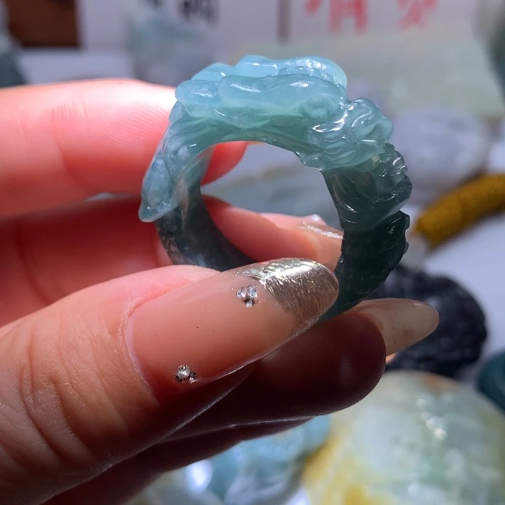 翡翠未镶嵌颈饰保真天然A货翡翠